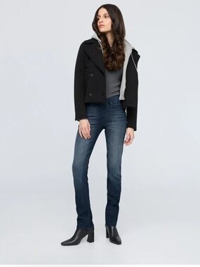 DUER Women’s Performance Denim Slim Straight Jeans — Size 26x30